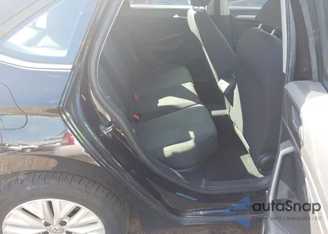 2019 Volkswagen Jetta 1.4T R-Line/1.4T S/1.4T Se z USA, uszkodzony, nr VIN 3VWC57BU4KM239345